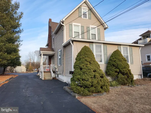 $2,000 | 144 North Avenue, Unit A, West Berlin, NJ 08091