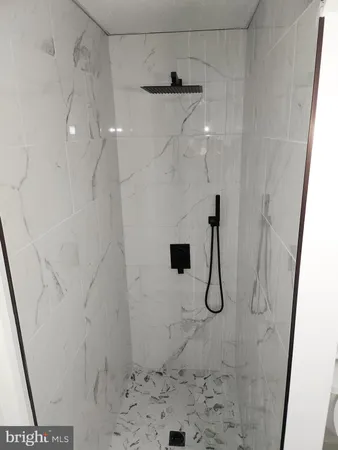 $2,000 | 144 North Avenue, Unit A, West Berlin, NJ 08091