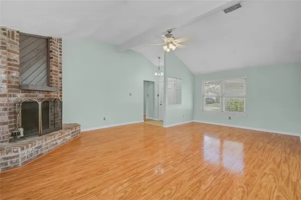 $2,100 | 16739 Selder Drive, Friendswood, TX 77546