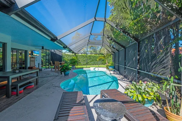 $699,000 | 744 Windflower Court, Wellington, FL 33414