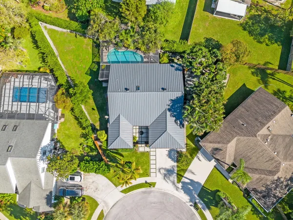 $699,000 | 744 Windflower Court, Wellington, FL 33414