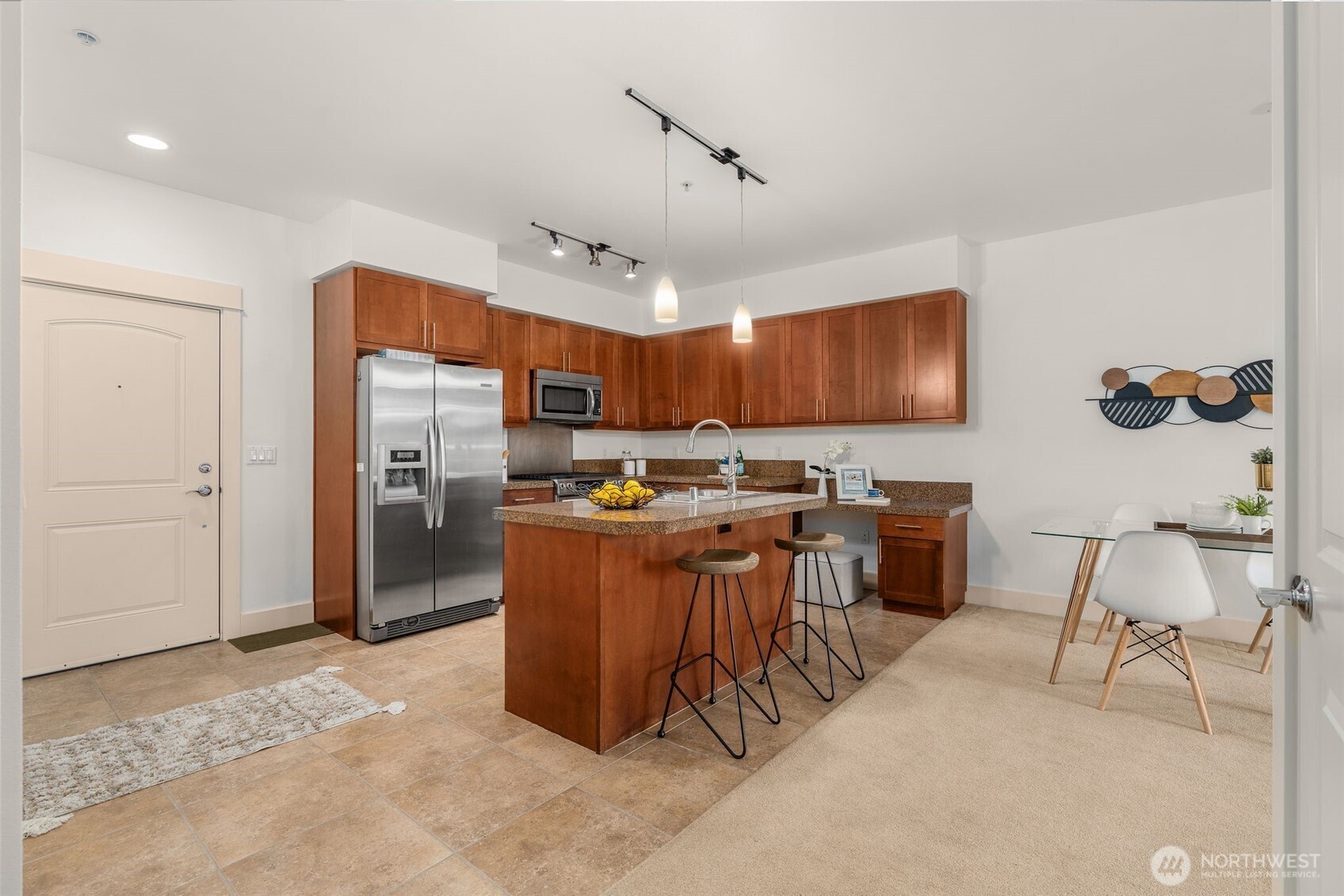 8535 Avondale Road Northeast, Unit A303 Redmond, WA 98052 - Photo 3 of 28 Gallery Image 3