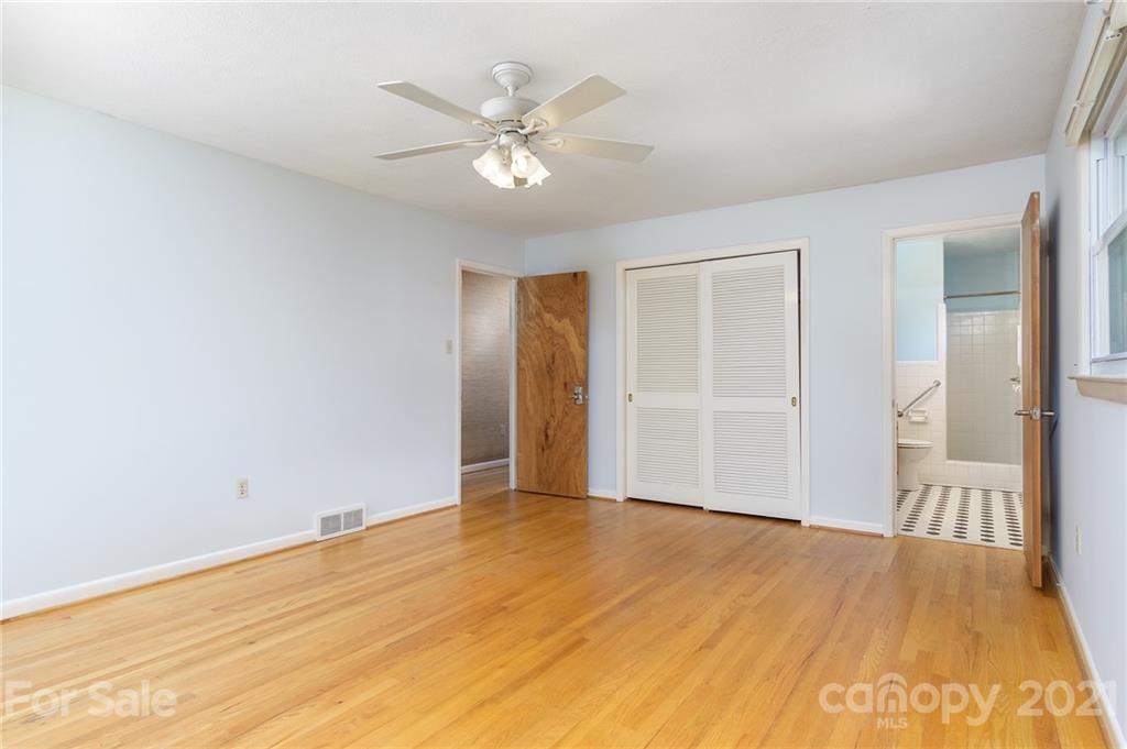 6 Barnes Road Asheville, NC 28803 - Photo 14 of 38 Gallery Image 14