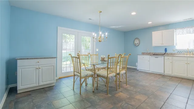 $297,500 | 8 Kingscreek Drive, Greer, SC 29650