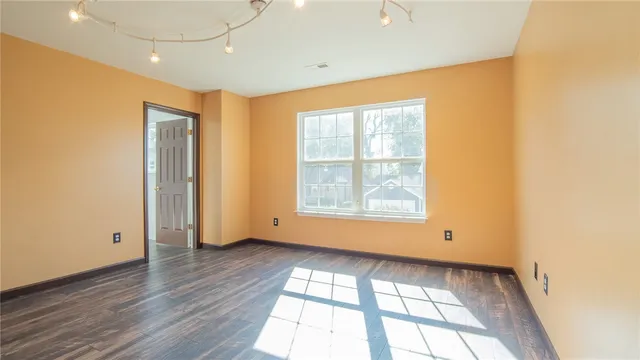 $297,500 | 8 Kingscreek Drive, Greer, SC 29650