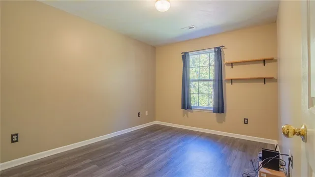 $297,500 | 8 Kingscreek Drive, Greer, SC 29650