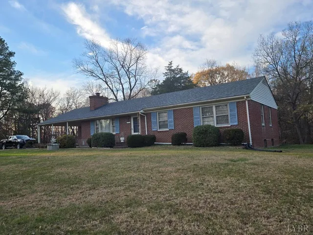 $399,900 | 1700 Ward Street, Farmville, VA 23901