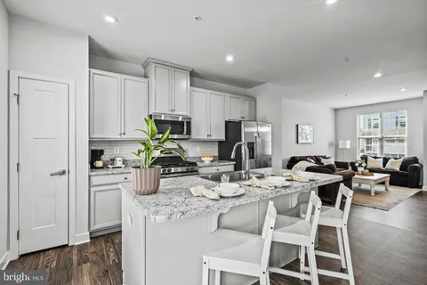 $445,000 | 10702 Lamoka Lane, New Market, MD 21774