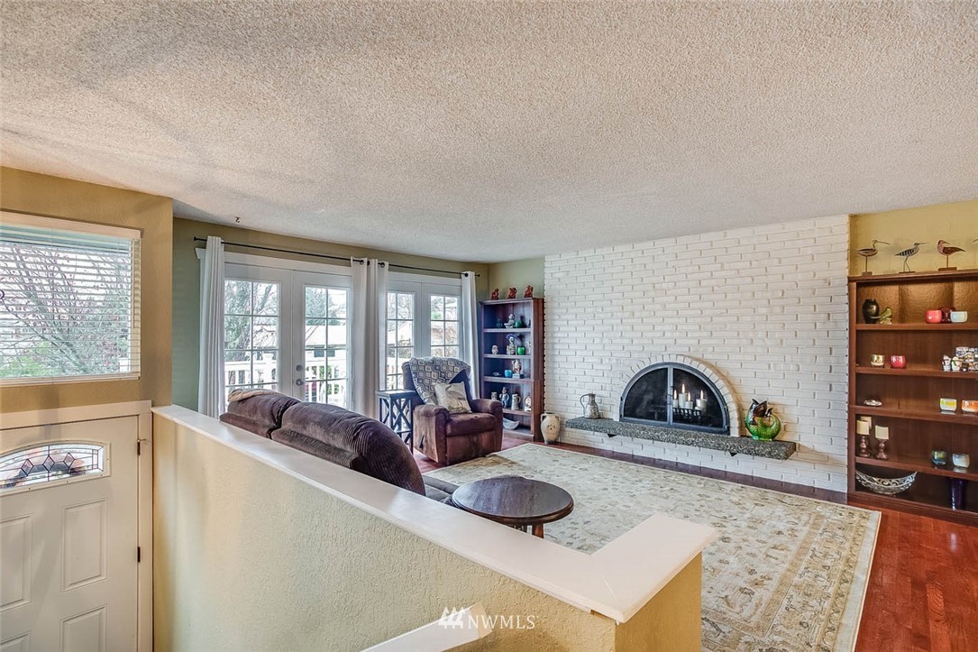 1015 North 31st Street Renton, WA 98056 - Photo 3 of 25