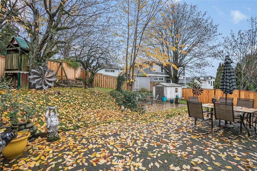 1015 North 31st Street Renton, WA 98056 - Photo 23 of 25