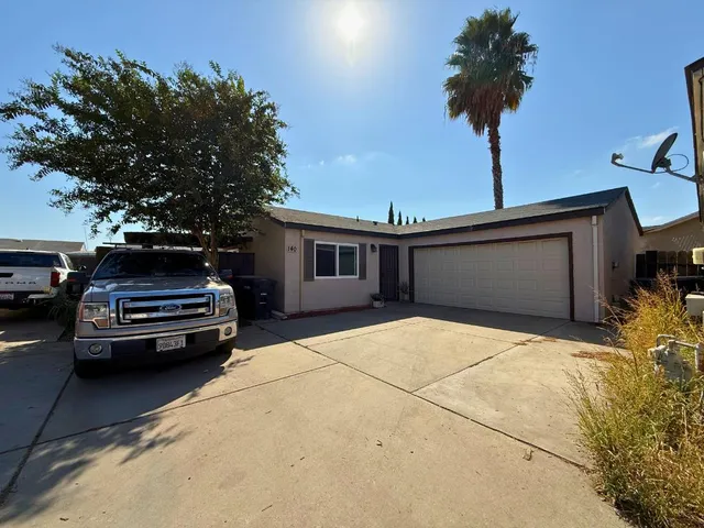 $329,000 | 140 Algen Avenue, Modesto, CA 95358