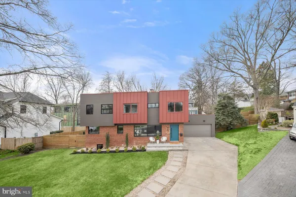 $1,850,000 | 3004 North Underwood Street, Arlington, VA 22213