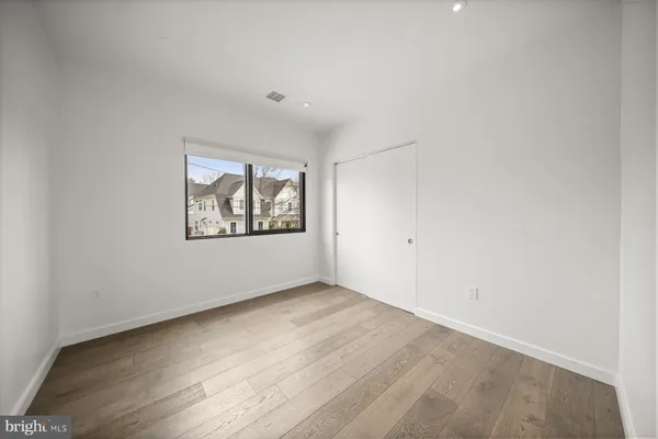 $1,850,000 | 3004 North Underwood Street, Arlington, VA 22213