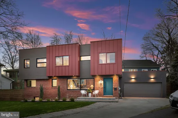 $1,799,900 | 3004 North Underwood Street, Arlington, VA 22213
