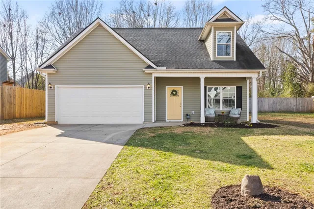 $299,900 | 409 Grant Street, Easley, SC 29640