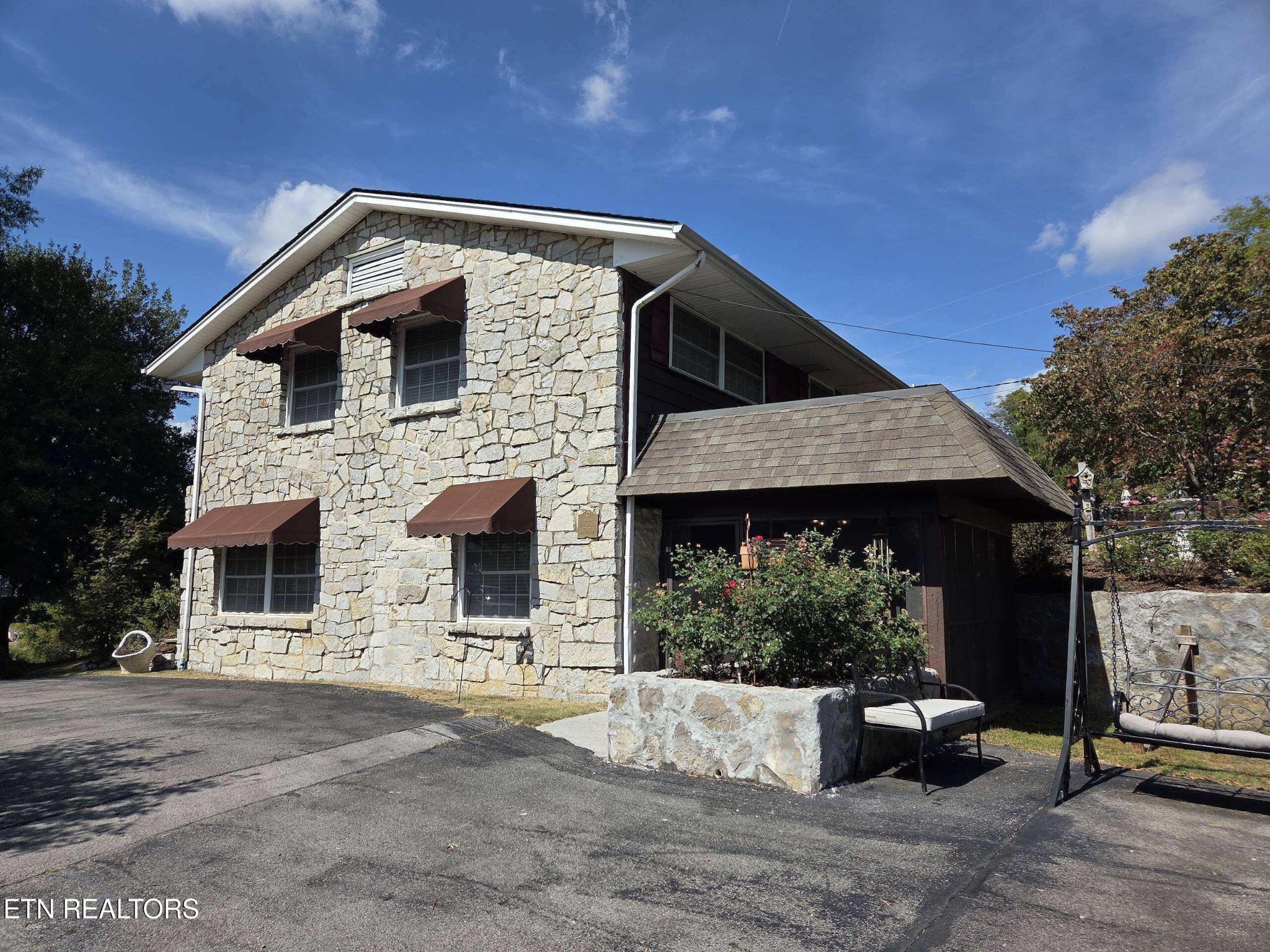 572 Mountain Road Clinton, TN 37716 - Photo 2 of 41 Gallery Image 2