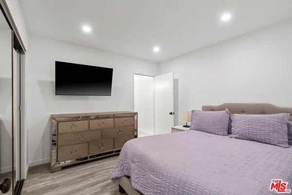 $874,800 | 19007 Vanowen Street, Reseda, CA 91335