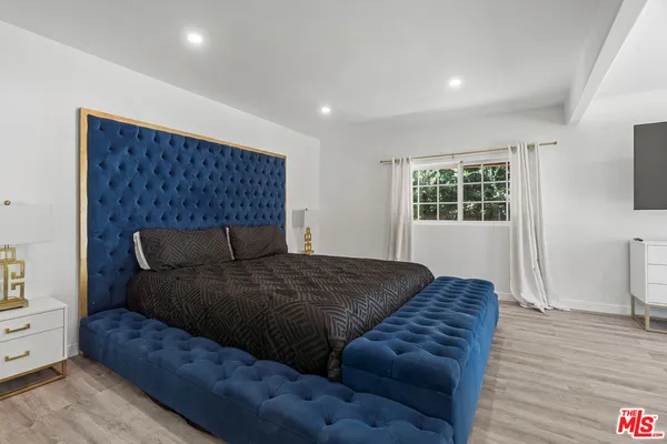 $874,800 | 19007 Vanowen Street, Reseda, CA 91335