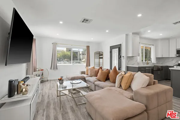 $874,800 | 19007 Vanowen Street, Reseda, CA 91335