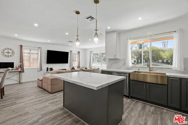 $874,800 | 19007 Vanowen Street, Reseda, CA 91335