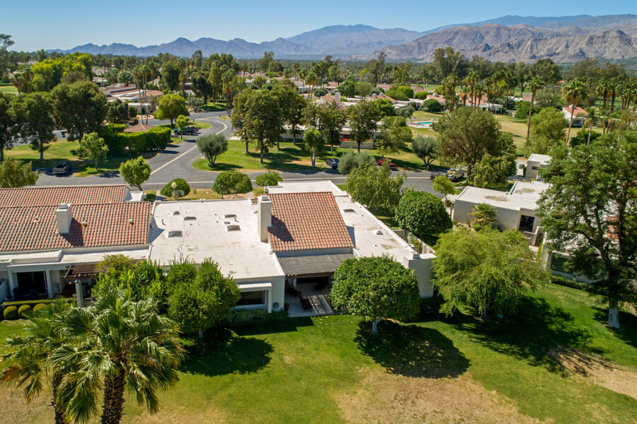 723 Inverness Drive Rancho Mirage, CA 92270 - Photo 45 of 49 an aerial view of multiple house