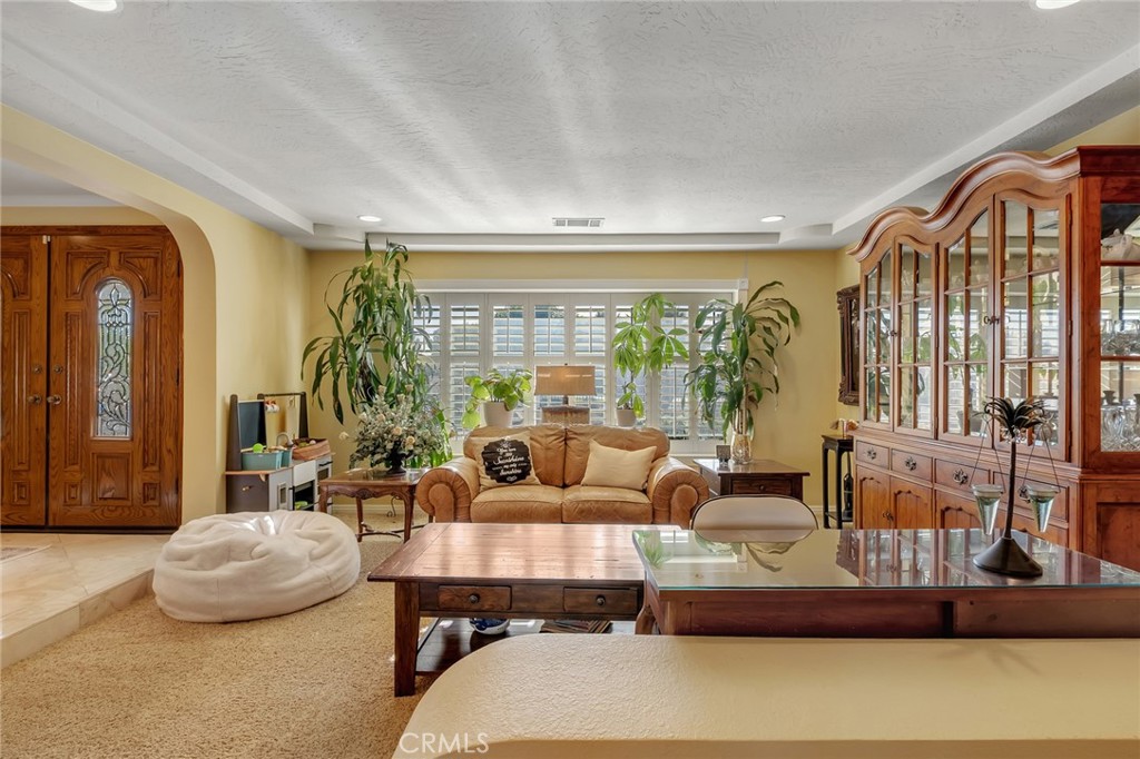 14231 Tawya Road Apple Valley, CA 92307 - Photo 12 of 36