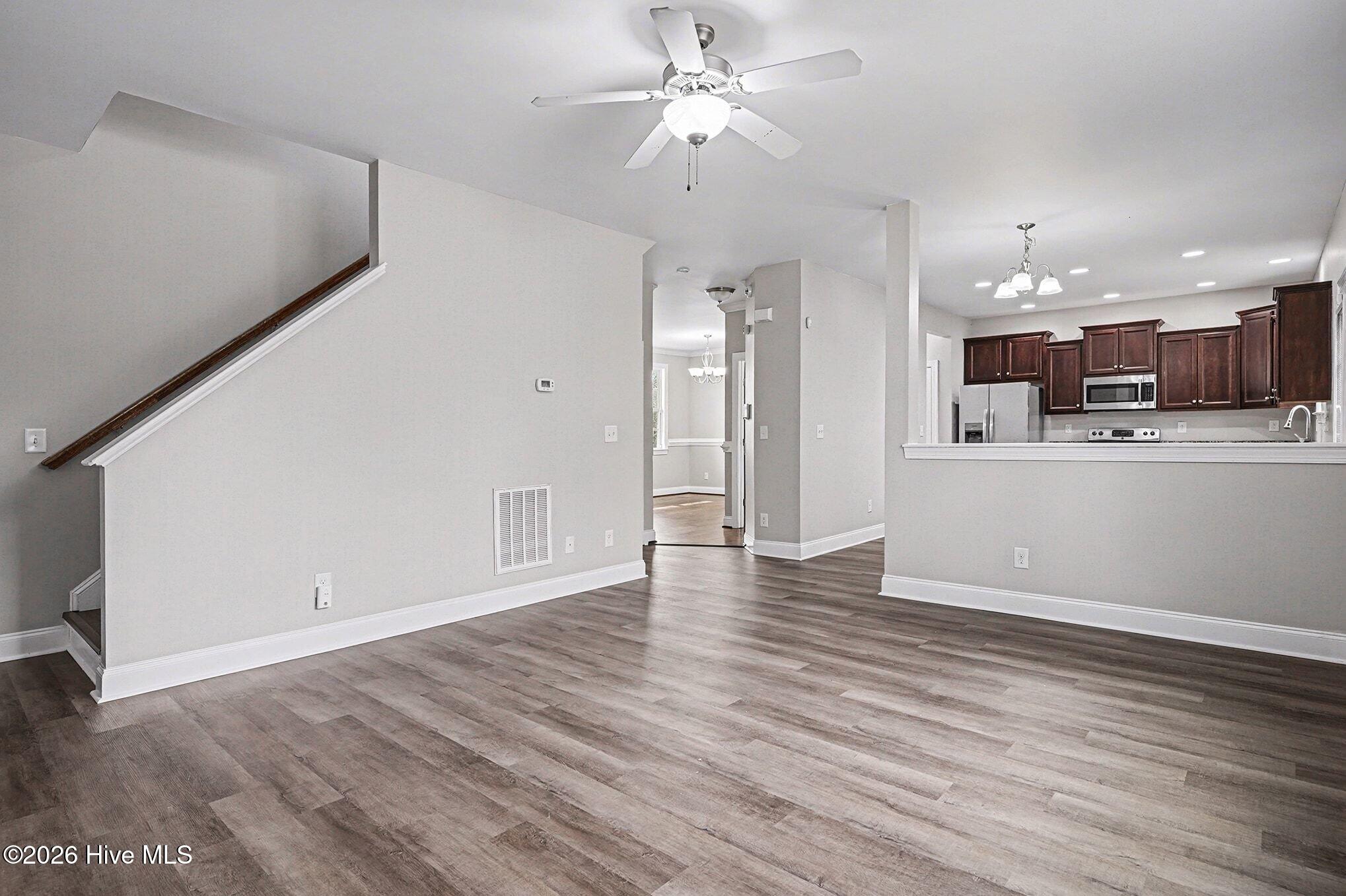 201 Phillips Ridge Lane Goldsboro, NC 27530 - Photo 7 of 33 007_file_7175