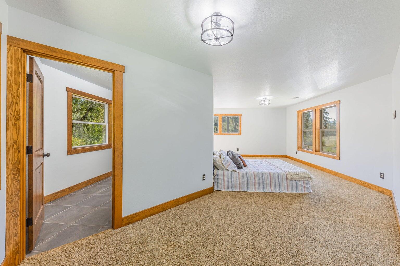 400 Tetherow Road Williams, OR 97544 - Photo 30 of 60 31
