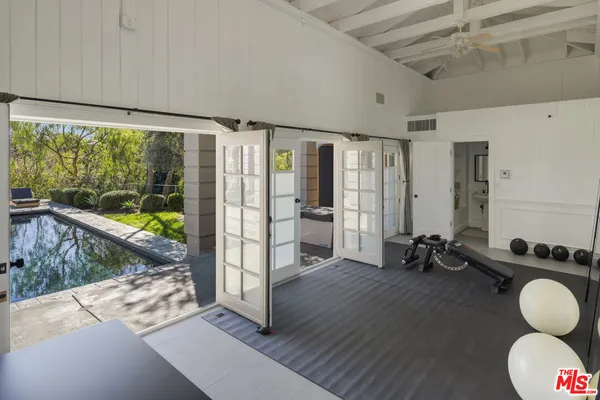 $37,000 | 28600 Pacific Coast Highway, Malibu, CA 90265