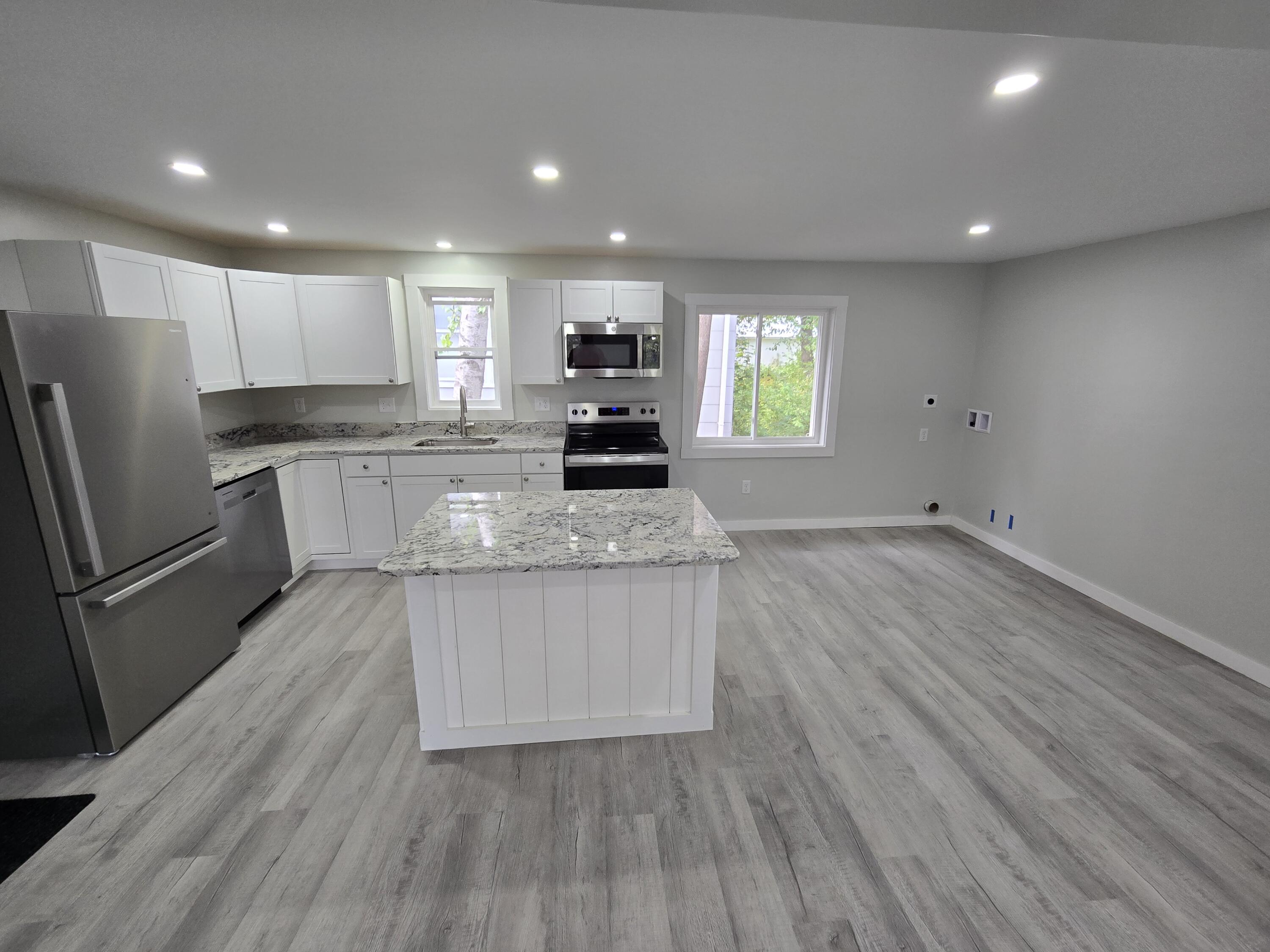 55 Cottage Street Bangor, ME 04401 - Photo 7 of 22 20250923_092205