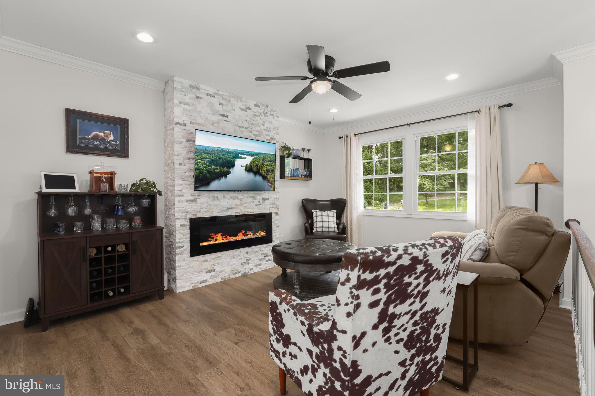 2712 Overview Road Hampstead, MD 21074 - Photo 4 of 48 Living Room