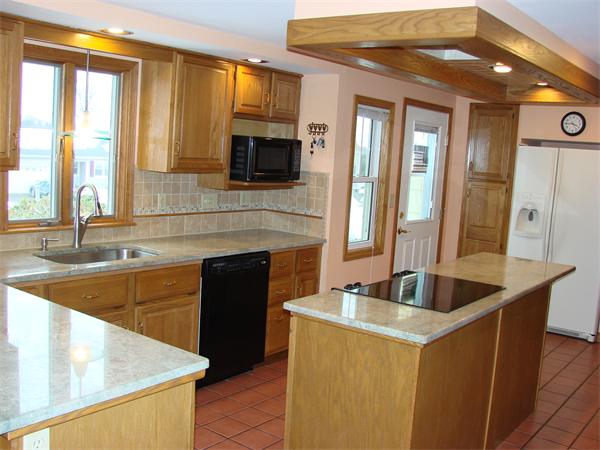75 Hood Road Tewksbury, MA 01876 - Photo 7 of 27 Gallery Image 7