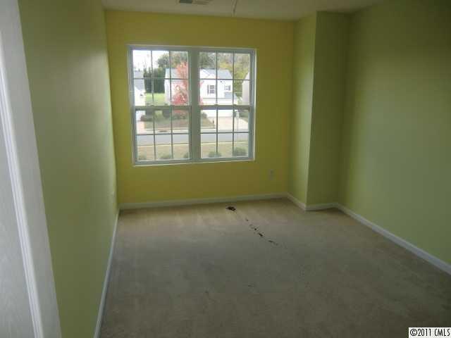 3224 Barons Court Road, Unit 6 Charlotte, NC 28213 - Photo 8 of 11