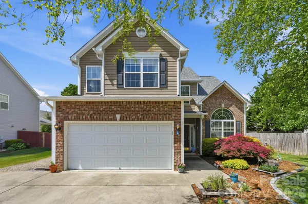 $500,000 | 322 Wildbriar Road, Fletcher, NC 28732