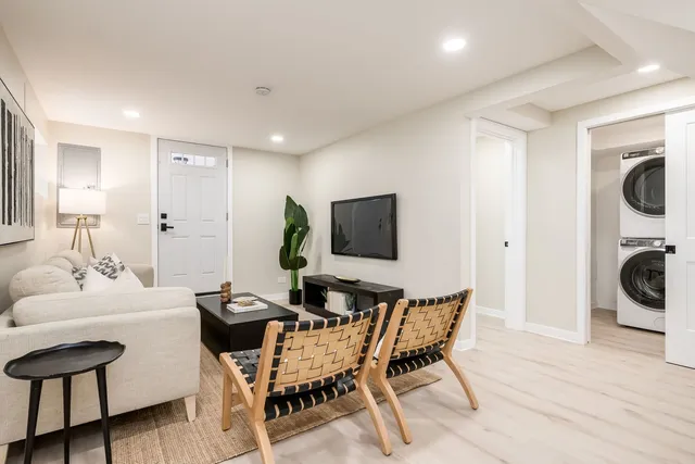 $675,000 | 5144 North Kolmar Avenue, Chicago, IL 60630