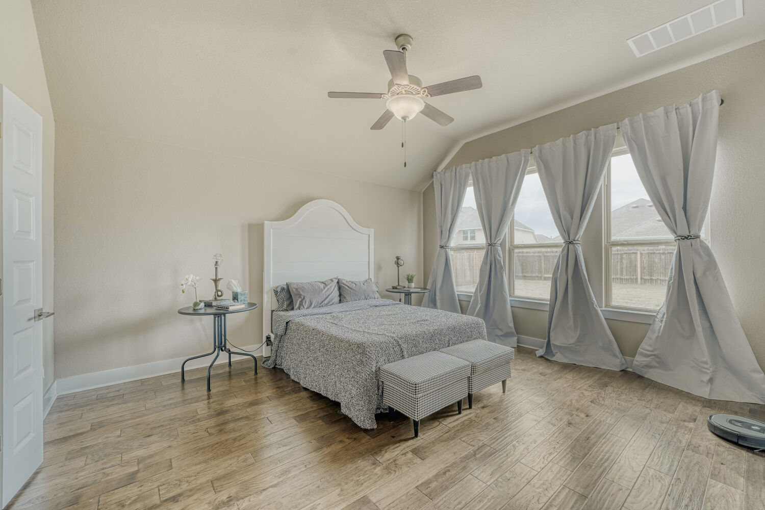 3317 Nighthawk Dive Lane Pflugerville, TX 78660 - Photo 14 of 34 Primary Bedroom
