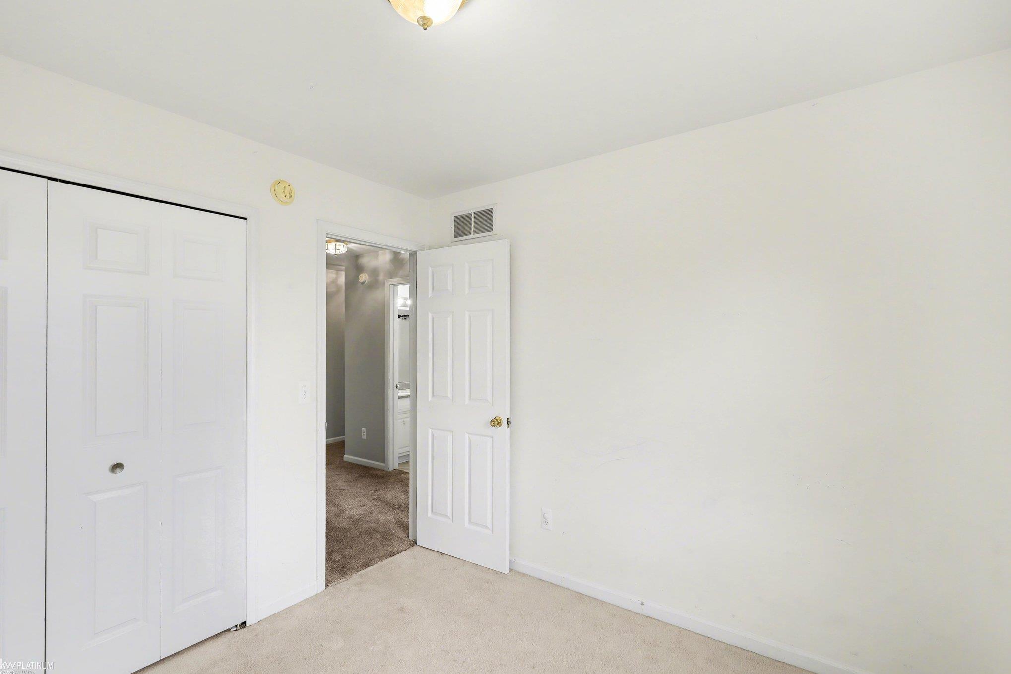 8696 Wildcat Road Jeddo, MI 48032 - Photo 13 of 31