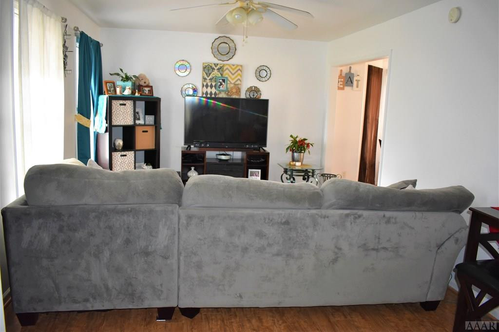 414 South Edenton Rd Street Hertford, NC 27944 - Photo 4 of 21 Gallery Image 4