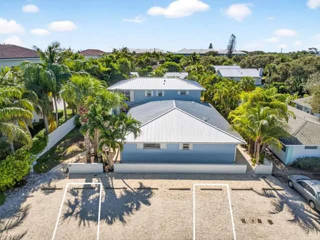 a view of a terrace with sitting area
