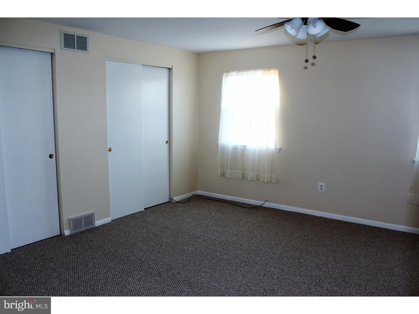 12413 Wyndom Road Philadelphia, PA 19154 - Photo 11 of 22 Bedroom - Main