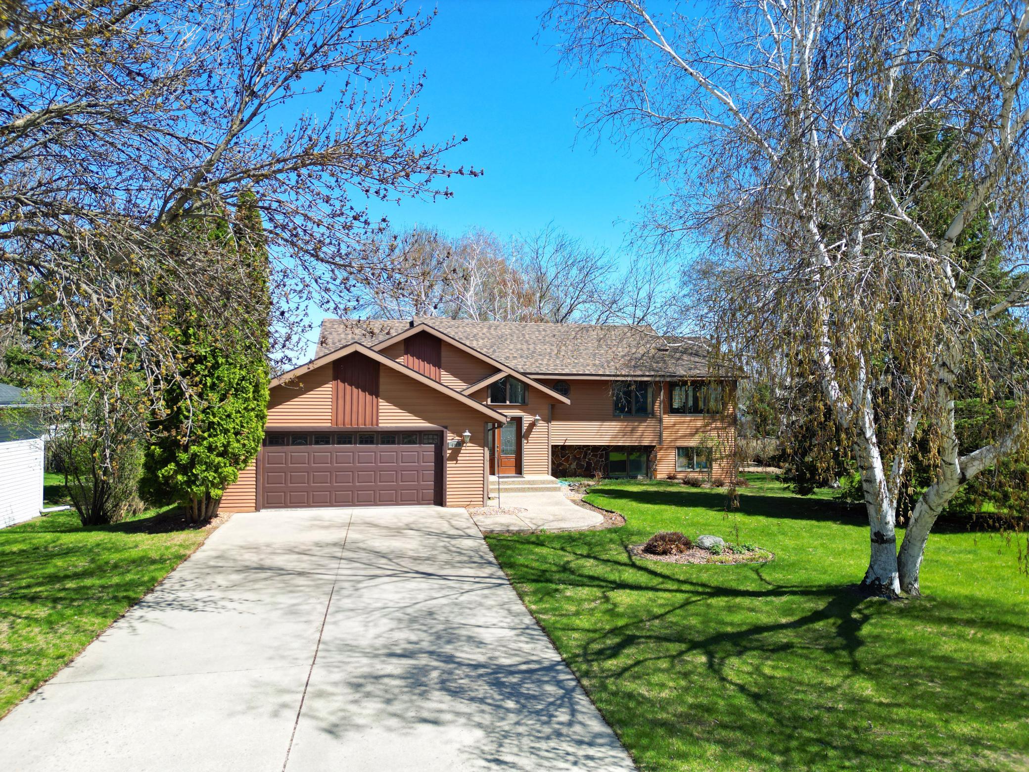 613 24th Street Southeast Willmar, MN 56201 - Photo 1 of 6
