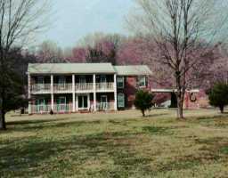 5206 Chenoweth Run Road Louisville, KY 40299 - Photo 1 of 1 Primary Photo
