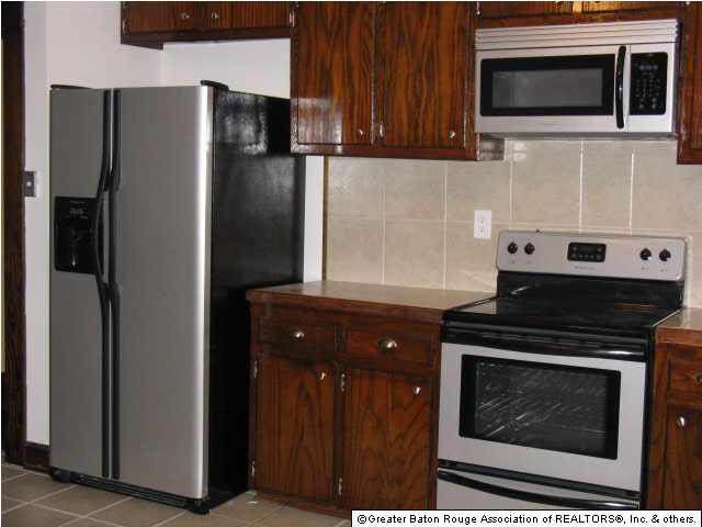 10537 Springfield Road Denham Springs, LA 70706 - Photo 4 of 7
