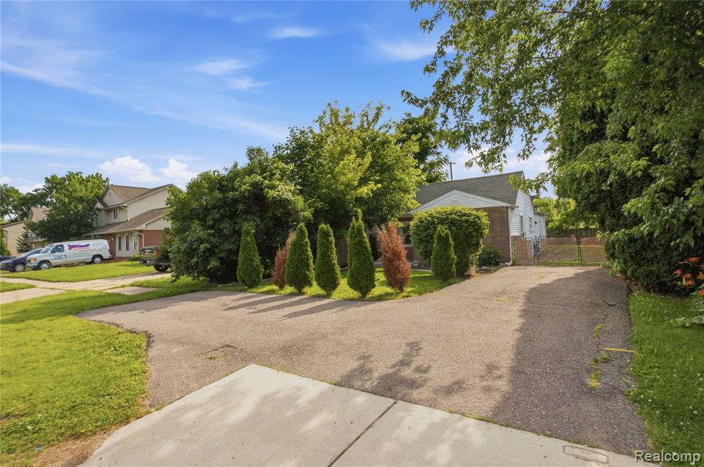 1660 Sheldon Road Canton, MI 48187 - Photo 30 of 37