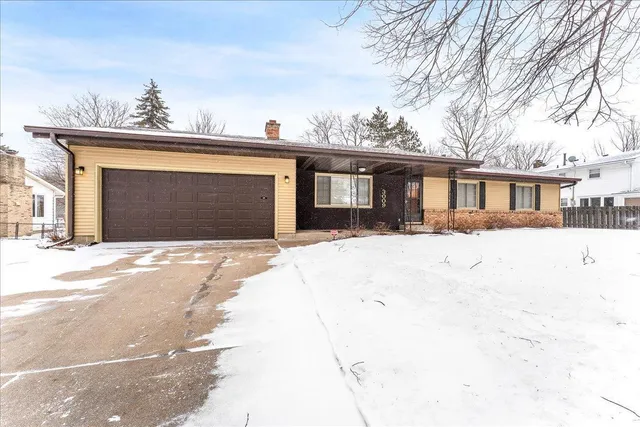 $390,000 | 3009 West 100th Street, Bloomington, MN 55431