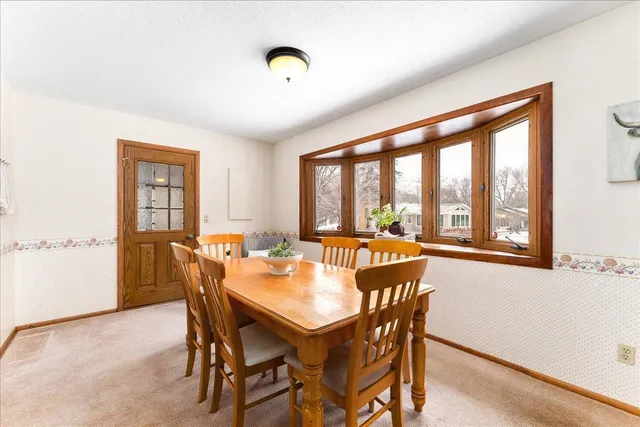 $390,000 | 3009 West 100th Street, Bloomington, MN 55431