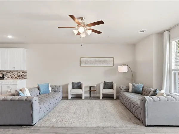 $2,700 | 217 Suma Drive, Euless, TX 76040