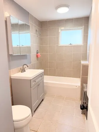 $2,300 | 52 Fairfax Road, Unit 1, Worcester, MA 01610