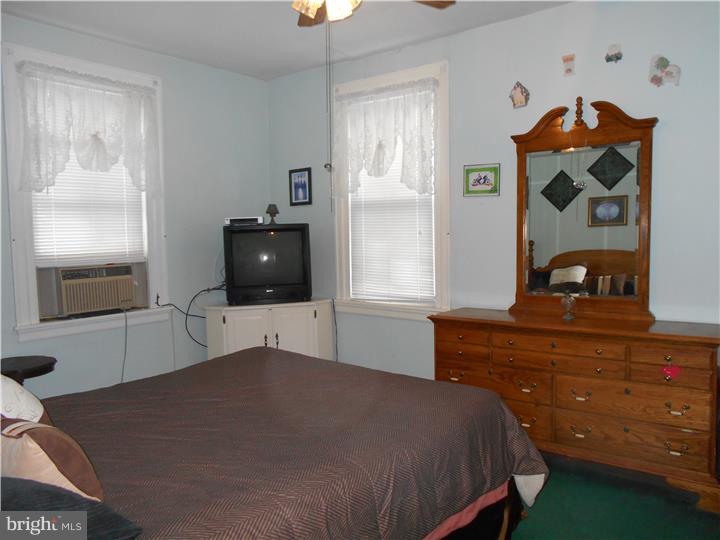 210 Ryers Avenue Cheltenham, PA 19012 - Photo 13 of 21 Bedroom - Main