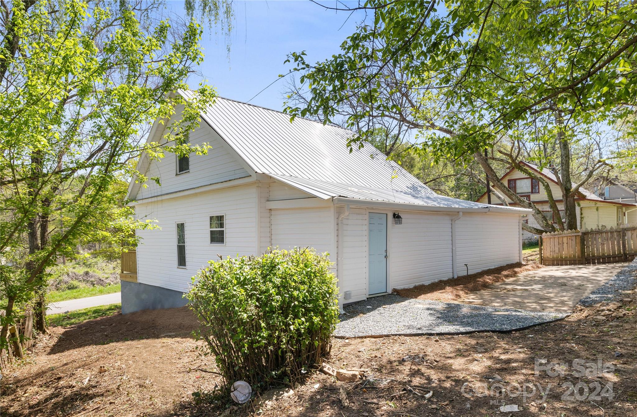 1606 Laboratory Road Lincolnton, NC 28092 - Photo 22 of 22 Gallery Image 22
